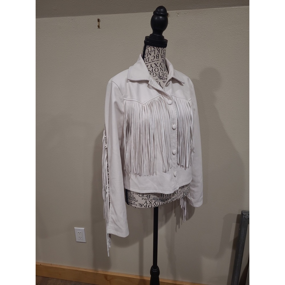 White Fringed Cropped Faux leather Jacket Women sz S Wild Fable Cowgirl western